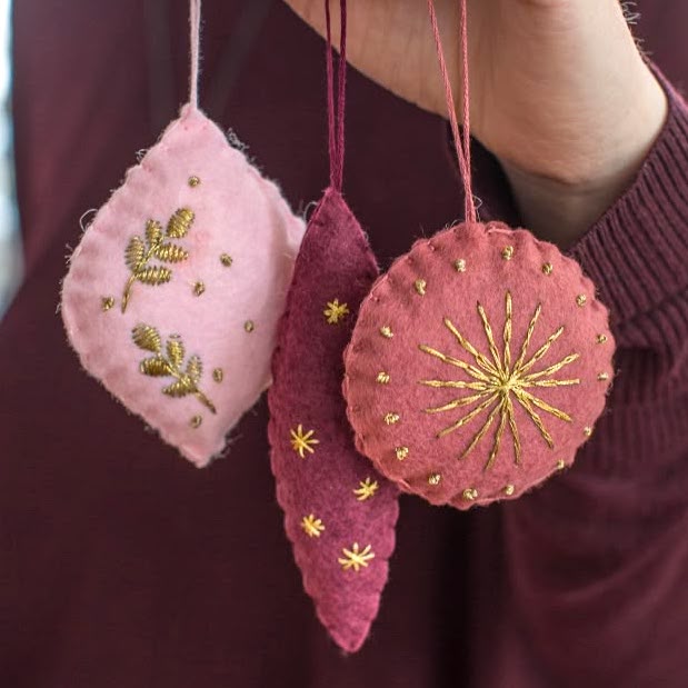 1 DAY WORKSHOP - Teen Holiday Movie & Crafting - Friday, December 19th - 6:00pm-10:00pm - Image 5